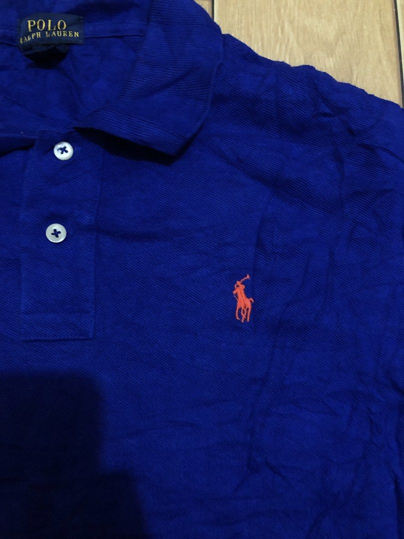 Ralph Lauren (Category: Coats, Jackets and Outerwear) located in Virac. Submitted by valll_ (Listing ID 1451644585, Image 2). Description: Ralph Lauren Size Medium Dimension 19 x 27 No issue Cut tag nung size Excellent condition .