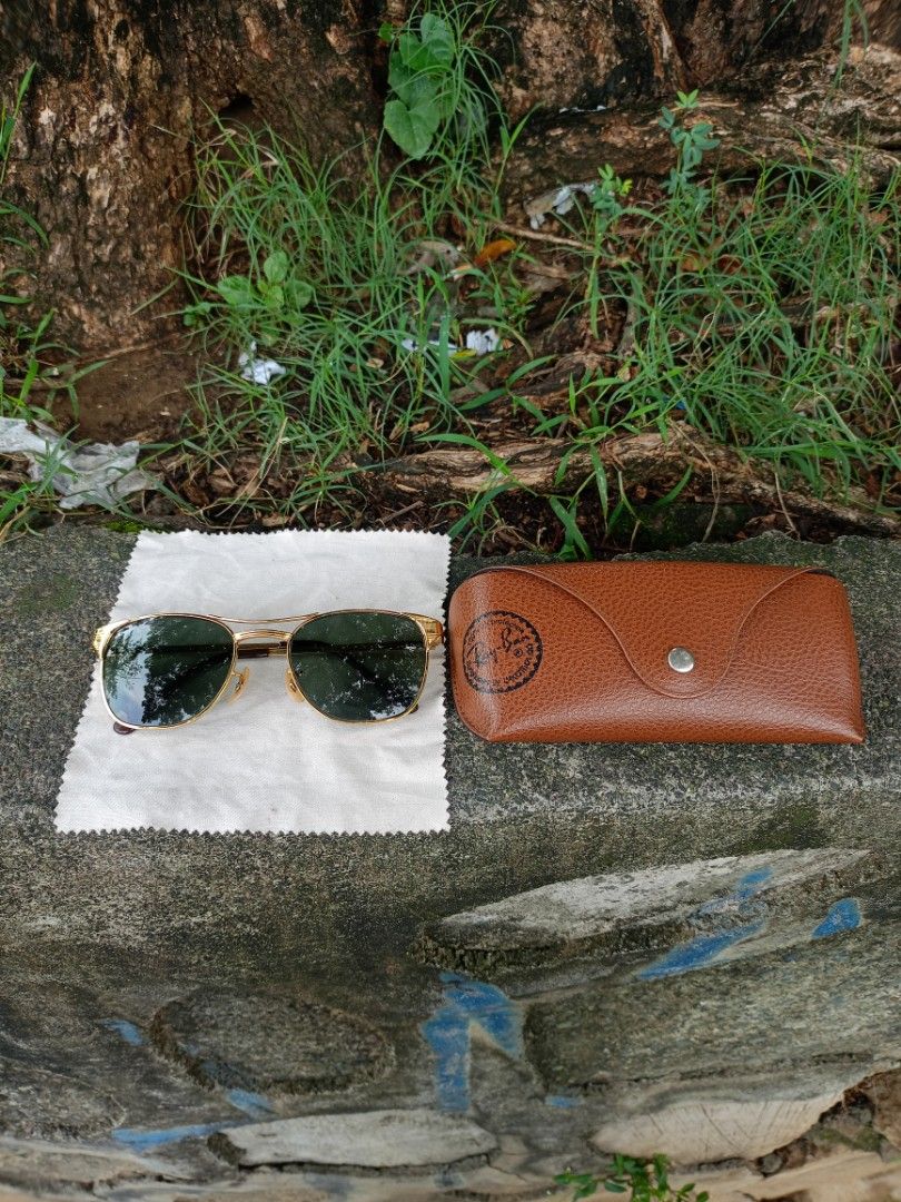 Ray Ban Signet Gold (Category: Sunglasses & Eyewear) located in Manila. Submitted by robco (Listing ID 1451521640, Image 1). Description: Ray Ban Signet Gold 2,999 +sf.