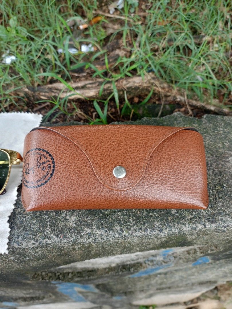Ray Ban Signet Gold (Category: Sunglasses & Eyewear) located in Manila. Submitted by robco (Listing ID 1451521640, Image 3). Description: Ray Ban Signet Gold 2,999 +sf.
