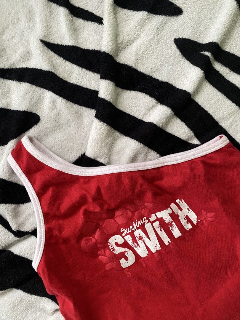 Red One Shoulder Surfing Swish Top (Category: Sleeveless) located in San Pablo. Submitted by ashrein (Listing ID 1451631115, Image 2). Description: Xs-s.