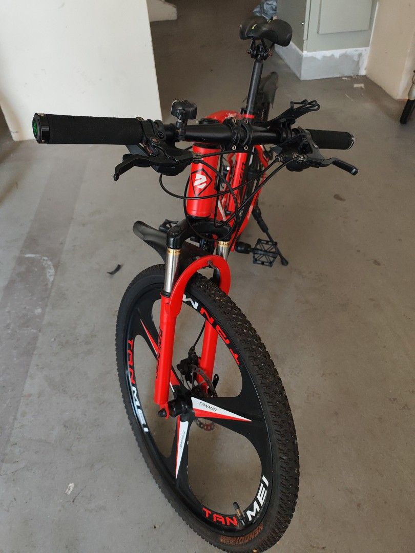 Red Python Snake Mountain Bike (Category: Bicycles) located in Singapore. Submitted by kate_tg (Listing ID 1451602371, Image 2). Description: - Red Python Snake Elegasso Mountain Bike - Front Suspension - Disc Brakes - TAN MEI Wheels - Includes Kickstand - Perfect for your next adventure!.