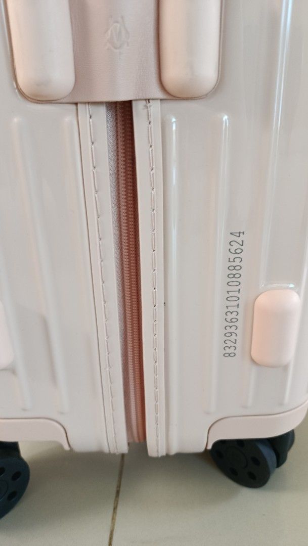 Rimowa Cabin Suitcase (Category: Luggage) located in Tagum. Submitted by jorace112439395 (Listing ID 1451555889, Image 3). Description: - Rimowa cabin suitcase - Ideal for short trips - Equipped with TSA locks for security - Smooth-gliding telescopic handle - Durable black wheels .