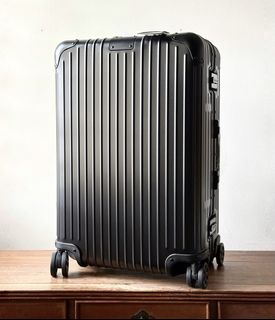 RIMOWA 🧳 Collection item 1