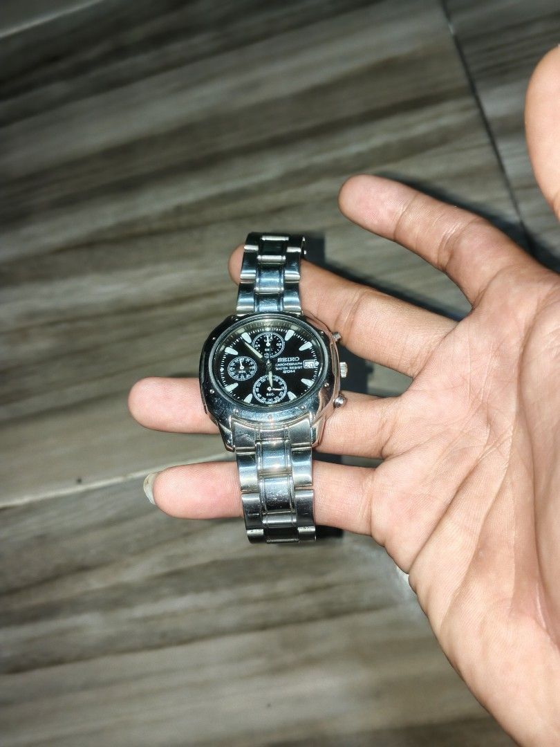 SEIKO CHRONOGRAPH (Category: Luxury Watches) located in Manila. Submitted by zenyorhito (Listing ID 1451583713, Image 2). Description: .