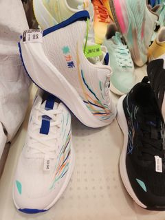 (Category: ) located in . Submitted by sgsportshoes (Listing ID 1451603006, Image 1). Description: .