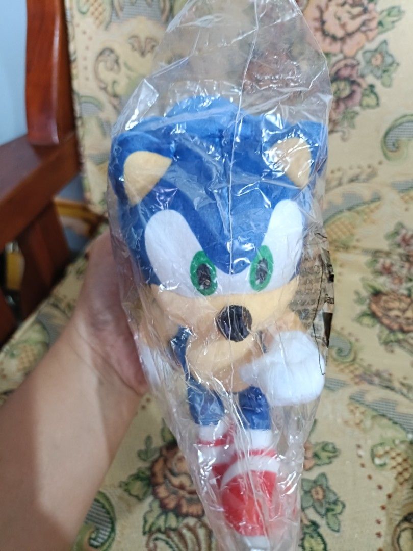 Sonic the Hedgehog & Tails Plush Toys Set (Category: Plushies & Soft Toys) located in Baguio. Submitted by jamela.joy.shoppe15 (Listing ID 1451659671, Image 3). Description: - Set includes Sonic the Hedgehog and Tails plush toys. - Both are brand new and still in their original packaging. - Soft and cuddly, perfect for display or play. - Ideal for any Sonic fan or collector. - Get both iconic characters together!.