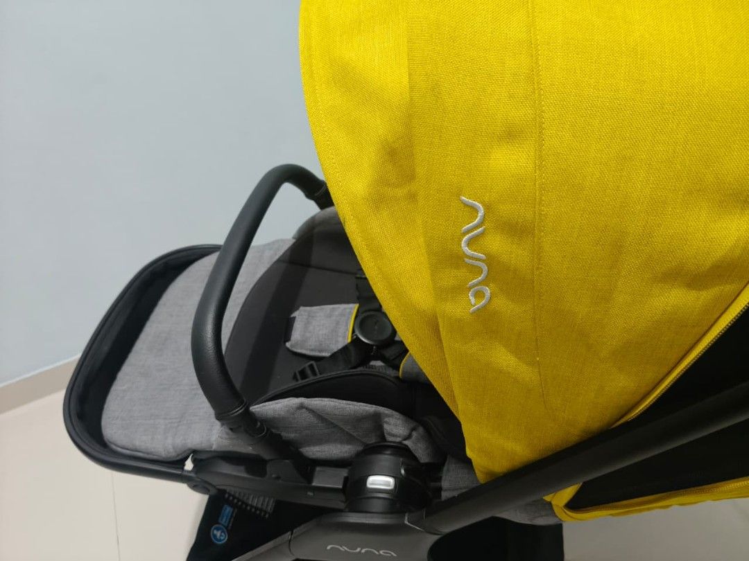 Stroller nuna triv lemon (Kategori: Kereta, Kursi Goyang & Gendongan Bayi) berada di Bekasi. Dikirim oleh silviaafsah (ID iklan 1451659937, Gambar 2). Deskripsi: harga nett ya kelengkapan : stroller only.