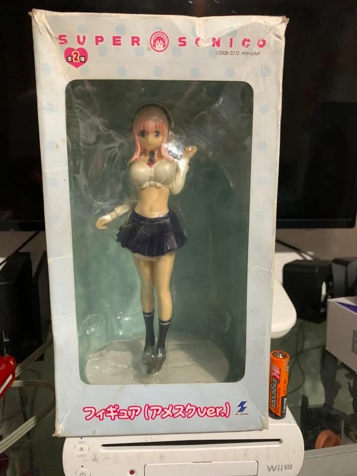 Super Sonico Anime Figure (Amuse Ver.) (Category: Figurines & Statues) located in Dipaculao. Submitted by zorotoyz (Listing ID 1451527896, Image 1). Description: visit fb @zorotoyz issue 1 peg broken nakakatayo parin naman damage box bib.