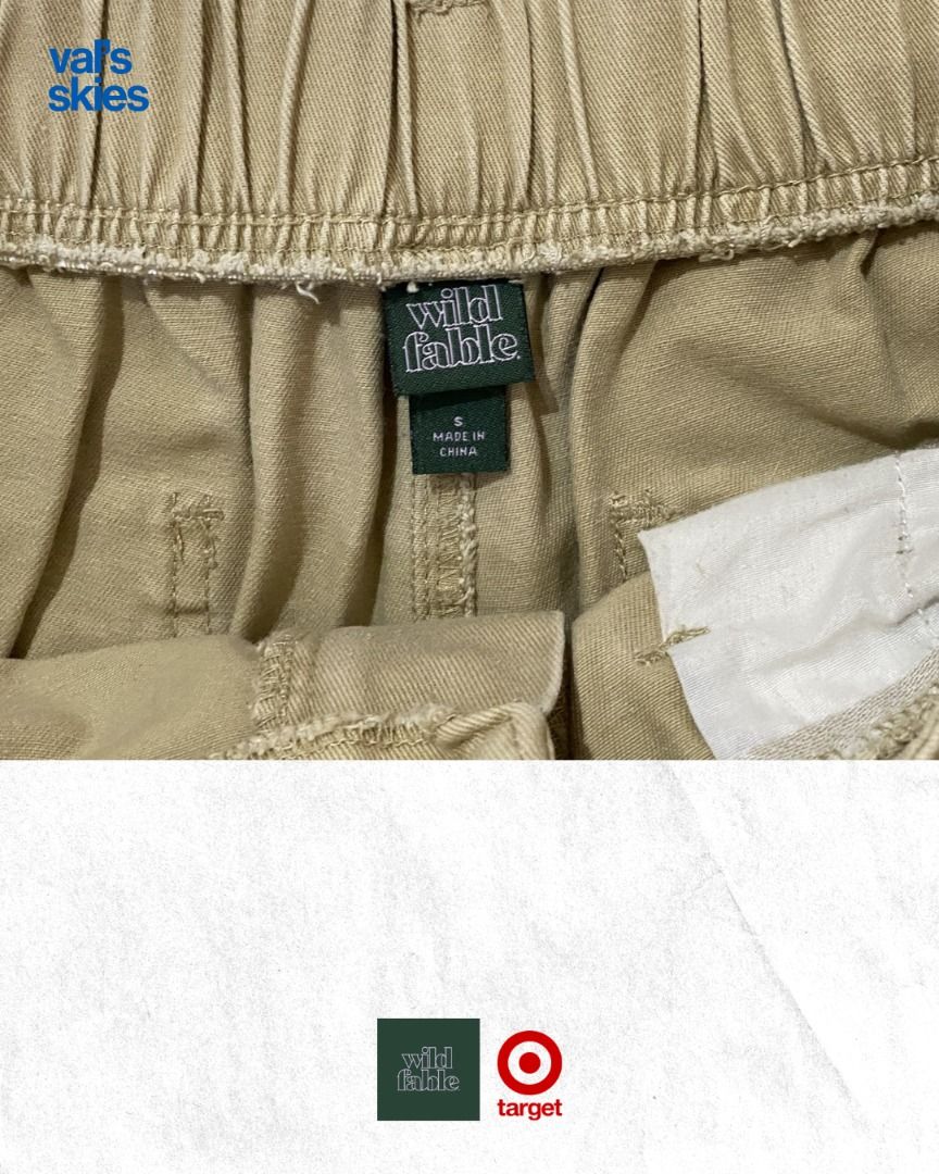 (Target) WILD FABLE BEIGE CARGO PANTS (Category: Jeans) located in Davao. Submitted by valskies (Listing ID 1451291701, Image 3). Description: Might fit large.