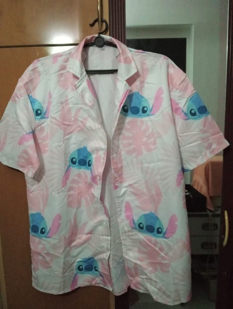 Tee (Category: Activewear) located in Singapore. Submitted by mtdaa (Listing ID 1451566447, Image 3). Description: .