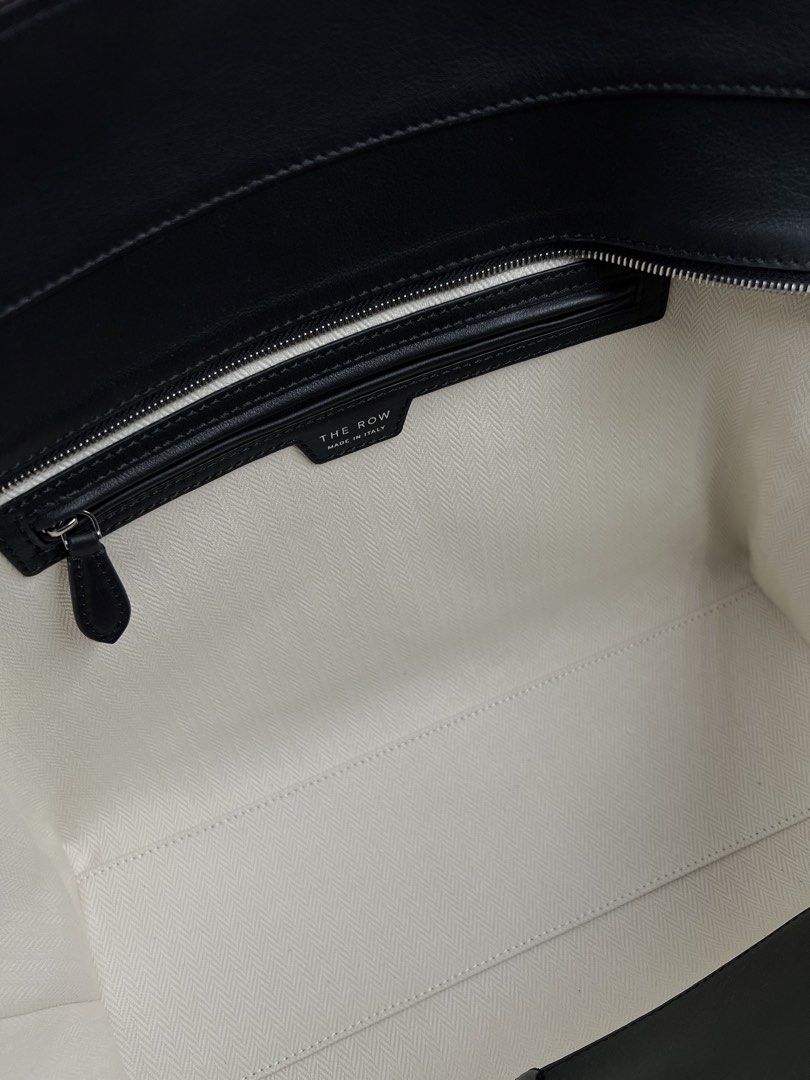 ⚜️The Row Marlo 15 Bag (Category: Luxury Bags & Wallets) located in Makati City. Submitted by 90sangel (Listing ID 1451685684, Image 3). Description: 🖤Low-Key Holy Grail: The Row Marlo 15🖤 •Size: 12,15,17 available •Condition: Like-New Minimalist Dream *Includes store dustbag, cards and big paperbag from the row.