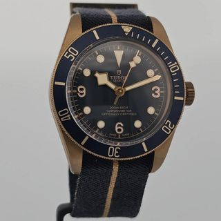 （分類：）位於 。 由 watch.gen 提交（商品編號 1451622732，圖片 1）。簡介： 。