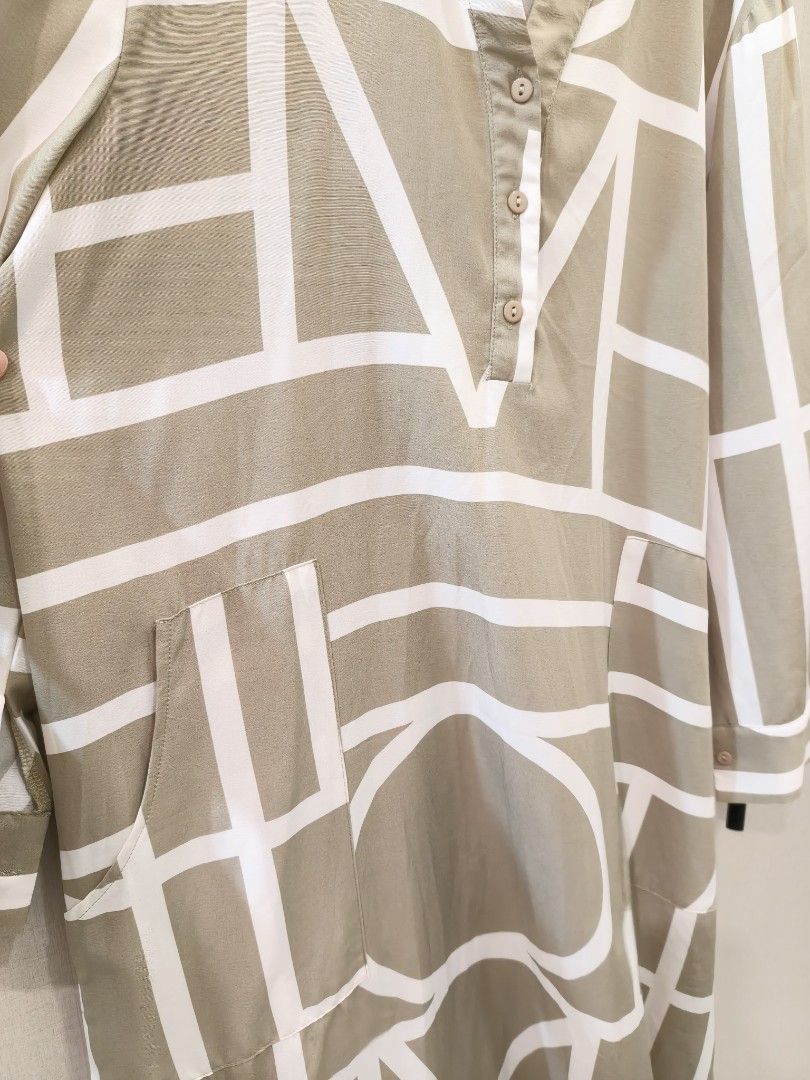 Tunic Long Blouse Blouse Labuh (Category: Dresses) located in Kuala Lumpur. Submitted by nuruliman0202 (Listing ID 1451652526, Image 2). Description: .