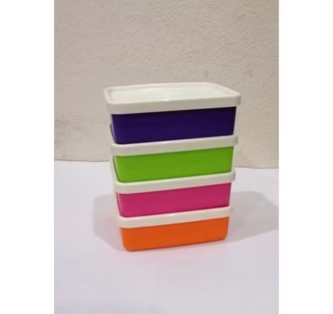 Tupperware Stackable Food Containers Set (Category: Food Organisation & Storage) located in Ipoh. Submitted by lkh8831 (Listing ID 1451623722, Image 1). Description: Post Available Selfpickup Ipoh.