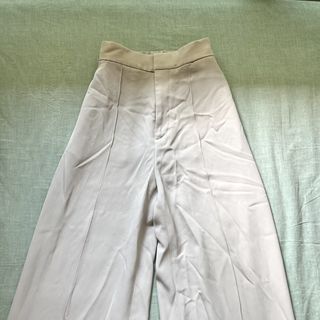 (Category: ) located in . Submitted by caratcake (Listing ID 1451567232, Image 1). Description: .