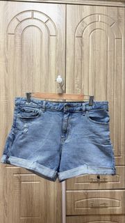 (Category: ) located in . Submitted by deserve101 (Listing ID 1451584762, Image 1). Description: .