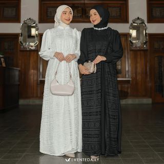(Kategori: ) berada di . Dikirim oleh girls_store_official (ID iklan 1451536402, Gambar 1). Deskripsi: .