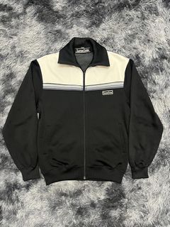 (Category: ) located in . Submitted by zyythrift.store (Listing ID 1451689745, Image 1). Description: .