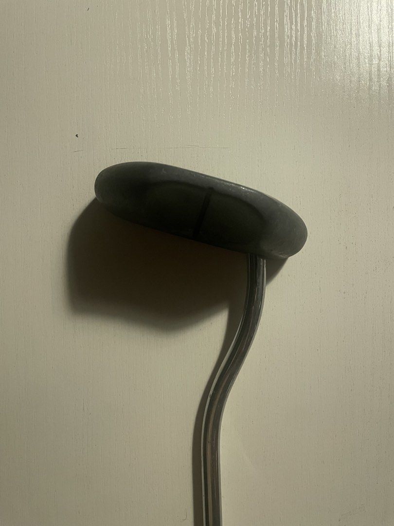 Wilson Black Jack 801 Balata Golf Putter (Category: Golf) located in Makati City. Submitted by greenerpasturesss (Listing ID 1451568295, Image 3). Description: - Shows some signs of use on the clubface and shaft - Pm for more details! RFS: New putter.