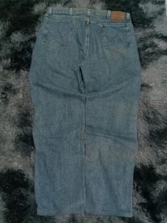 (Category: ) located in . Submitted by wepthriftstyle (Listing ID 1451643426, Image 1). Description: .