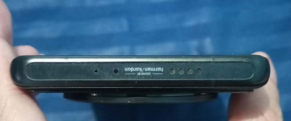 Xiaomi 12s ultra 512gb (Category: Xiaomi) located in Quezon City. Submitted by sunfyre88 (Listing ID 1451683428, Image 2). Description: 16000 NO LOW BALLER! Xiaomi 12s ultra Snapdragon 8 gen1+ 512gb 12gb +12gb Ltpo AMOLED display 10 bit- 1 billion color display 120 hertz 5G 3 camera; LEICA LENS 1. Wide 2 periscope telephoto 3. Ultra wide 1" sensor camera Harman -kardon speakers CN ROM - with Google play no issue NO SWAP LAST PRICE POSTED UNIT ONL