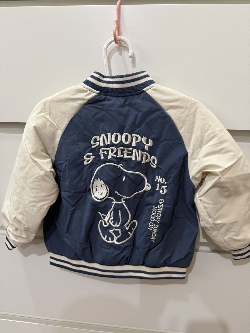 Zara Kids Snoopy Jacket size 1.5Y (Category: Babies & Kids Fashion) located in Manila. Submitted by preloved_new_forsale (Listing ID 1451579948, Image 2). Description: Brand new with tag Size 1.5Y.