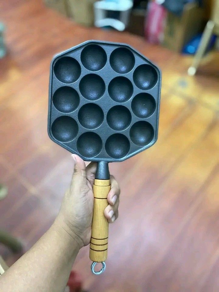 14 Holes Takoyaki Pan (Category: Cookware & Accessories) located in Manila. Submitted by micoooy (Listing ID 1451752506, Image 2). Description: .