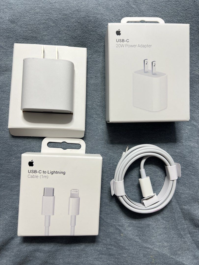 20W iPhone 11/12/14 Promax Lightning (Category: Chargers & Cables) located in Manila. Submitted by as_onlineshop11 (Listing ID 1451752194, Image 1). Description: .
