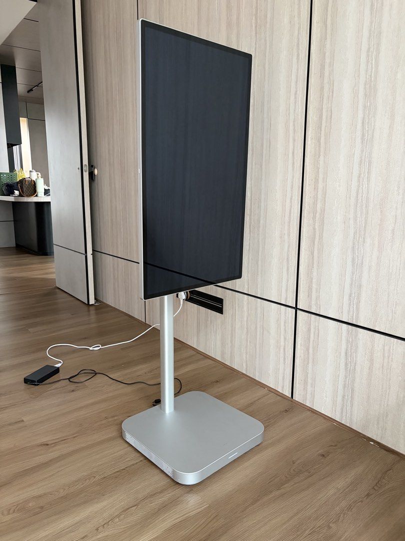 32 inch Portable interactive Sceen (Category: Other Accessories) located in Kuala Lumpur. Submitted by nicootin3 (Listing ID 1451764877, Image 1). Description: .