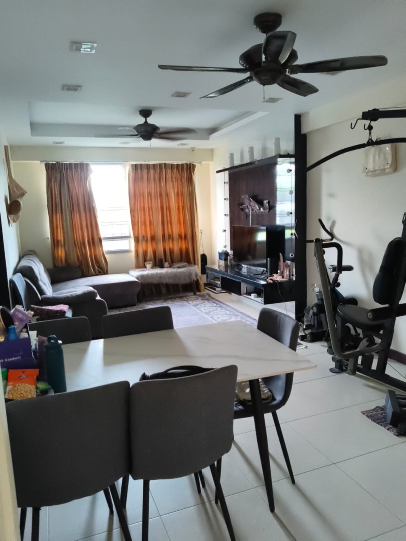 (Category: ) located in . Submitted by dana1301 (Listing ID 1451860300, Image 1). Description: .