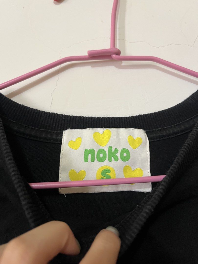 由 zzzzzcloset10 (刊登 ID 1451730666，圖片 3) 提交，位於 基隆市 (Keelung) 的 🇰🇷正韓笑臉字母短踢 (類別：Ｔ恤)，說明：穿過三次 圖案很可愛有活力。