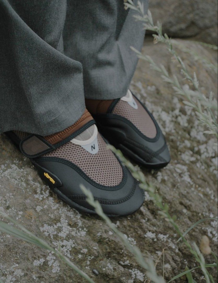 由 olyooo (刊登 ID 1451824594，圖片 1) 提交，位於 台中市 (Taichung) 的 全新 TOKYO DESIGN STUDIO New Balance 28.5cm MT24YJ (類別：運動鞋、球鞋)，說明：全新，僅試穿 尺寸：28.5cm 有興趣歡迎私訊💕 台北可面交。