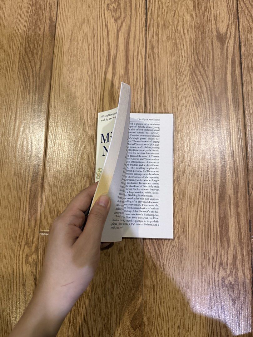 A Midsummer Night’s Dream by Willian Shakespear (MMPB) (Category: Storybooks) located in Guiguinto. Submitted by _booktalksph (Listing ID 1451812273, Image 2). Description: Condition: 🔖 No spine crease 🔖 No foxing 🔖 With tanning 💌 Feel free to DM for inquires ~~ 💌 Location: Bulacan 💌 MOP: Bank Transfer or Gcash 💌 MOD: Direct JNT // 📬Starts at 54 for MMPB books // 📬Starts at 74 for TP/HB books.