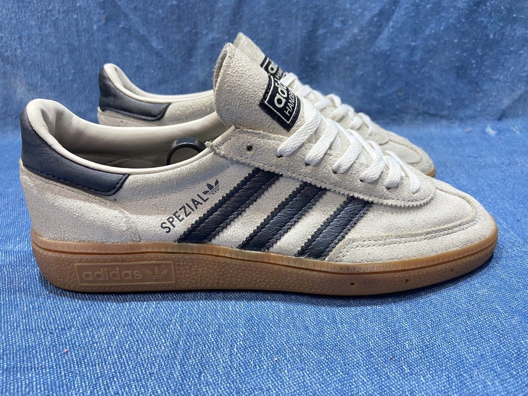 Adidas Handball Spezial Beige Suede (Category: Sneakers) located in Cebu City. Submitted by jvlz97 (Listing ID 1451828761, Image 1). Description: Excellent Condition No Box Size 7Womens but can fit up to 7.5Womens.