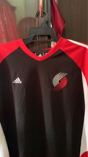 (Category: ) located in . Submitted by letsgothrifting1401 (Listing ID 1451763171, Image 1). Description: .