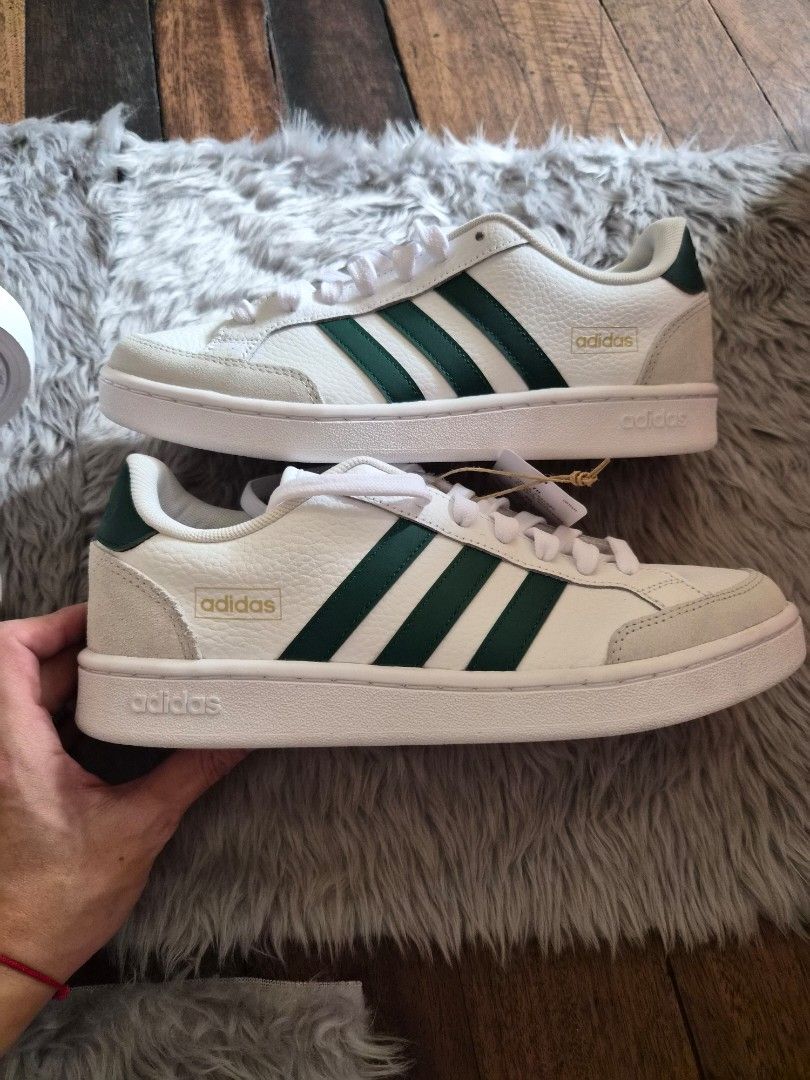 Adidas Sneakers (Category: Sneakers) located in Manila. Submitted by jayy2021 (Listing ID 1451800760, Image 2). Description: brand new adidas sneakers grand court se size 8 US.