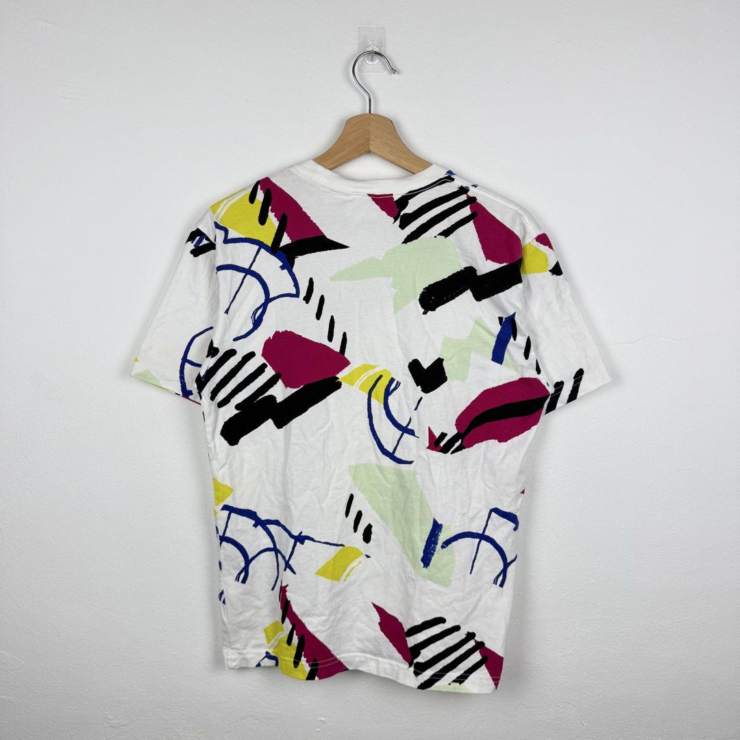 Adidas Trefoil Crayon Paint Tee (Category: Tshirts & Polo Shirts) located in Taiping. Submitted by pipers.my (Listing ID 1451884777, Image 2). Description: Size M (pit 19 length 26) Condition 9/10 Measurement in inch.