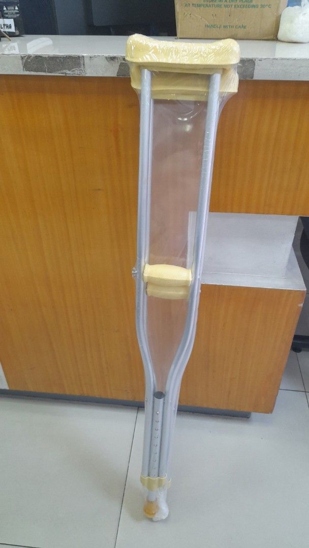Adjustable Crutches (Category: Medical Supplies & Tools) located in Manila. Submitted by cams.selling.shop_ph (Listing ID 1451868879, Image 1). Description: - Adjustable crutches - Yellow hand grips and underarm pads - Ideal for recovery or temporary mobility assistance - Easy height adjustment.