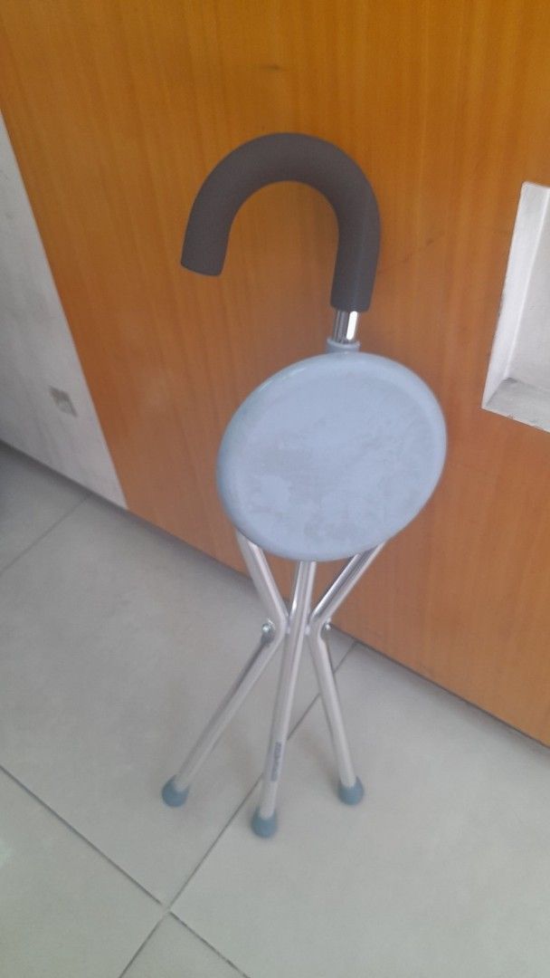 Adjustable Quad Cane , Single Cane , Quad Cane with Seat (Category: Medical Supplies & Tools) located in Manila. Submitted by cams.selling.shop_ph (Listing ID 1451870999, Image 2). Description: - Versatile 2-in-1 design: Walking cane and portable stool. - Quad Cane - Single Cane - Sturdy quad base for excellent stability. - Comfortable handle for easy gripping. - Convenient seat for resting anytime, anywhere. - Ideal for mobility assistance and c