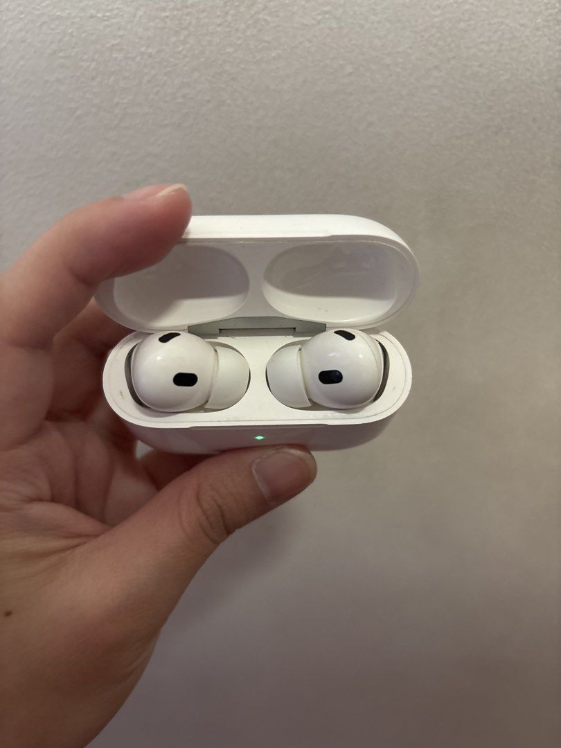 AirPods Pro 2 (Category: Earphones) located in Quezon City. Submitted by hk_62000 (Listing ID 1451781326, Image 2). Description: - premium copy - charged through lightning cable - with box and extra tips - RFS: bought Pro 3 .