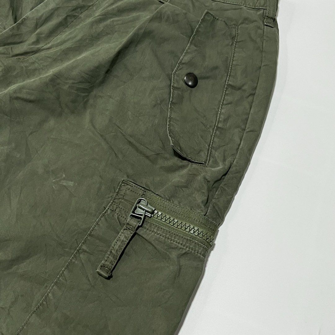 Alpha Industries M90 Military Cargo Pants (Category: Jeans) located in Bacoor. Submitted by ItsShoeGood (Listing ID 1451796681, Image 3). Description: Size Small on tag 15 Waist fit to size 30 below 37 length Excellent condition .