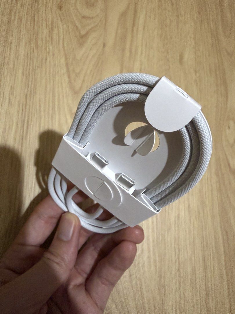 Apple Braided USB-C (Category: Chargers & Cables) located in San Juan City. Submitted by mnatividad (Listing ID 1451873001, Image 2). Description: - Braided Apple USB-C to USB-C - From iphone17 pro .