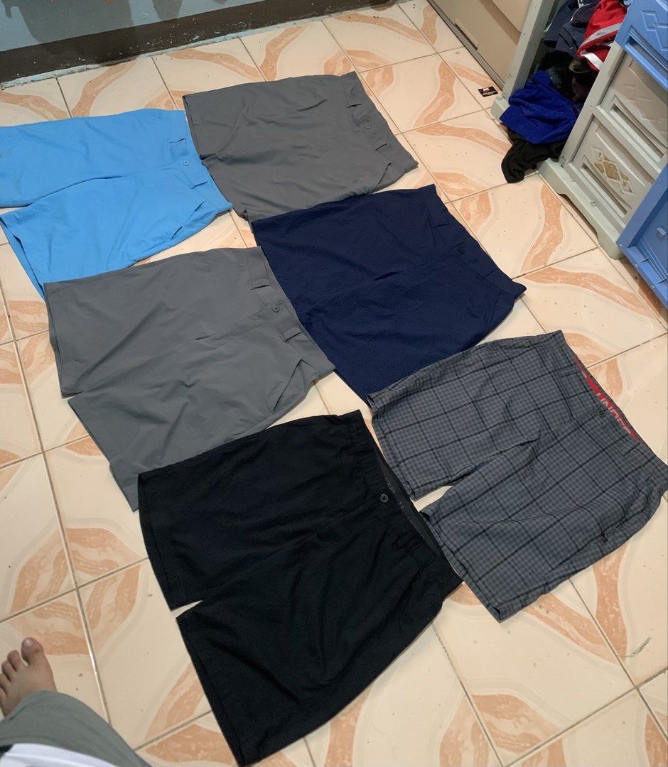 ASPACK (Category: Shorts) located in Manila. Submitted by rustylopez10023 (Listing ID 1451810956, Image 3). Description: ASPACK 2800 (6pcs) AS NEW CONDITION AND AUTHENTIC 6 UNDER ARMOUR SIZE 34 to 36 LENGTH 20 & 21 NO ISSUE PWEDE SA MASELAN FREE LANG ISA JAN MAY ONTING ISSUE LANG .