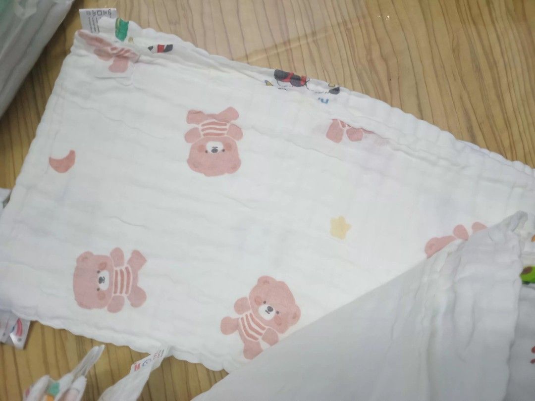Assorted muslim gauze/bimpo 1 dozen (Category: Babies & Kids Fashion) located in Taguig. Submitted by newwavecollection (Listing ID 1451701966, Image 3). Description: per 1 dozen only makapal bimpo.