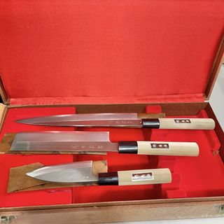 (Category: ) located in . Submitted by thingsandknickknacks (Listing ID 1451765917, Image 1). Description: .