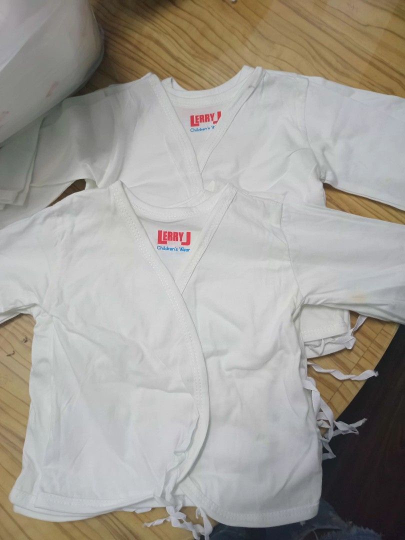 Baby Dress top only 6pcs (Category: Babies & Kids Fashion) located in Taguig. Submitted by newwavecollection (Listing ID 1451700902, Image 1). Description: 6pcs tieside plain muscle sleeve 220 6pcs tieside plain short sleeve 250 6pcs tieside plain long sleeve 280.