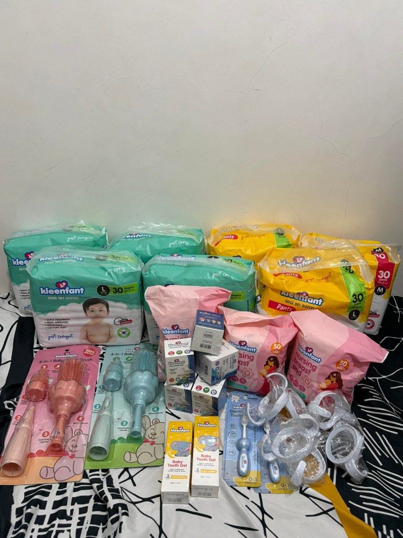BABY ESSENTIALS (Category: Bathtub & Bath Accessories) located in Manila. Submitted by cabadingca35673 (Listing ID 1451870849, Image 1). Description: .