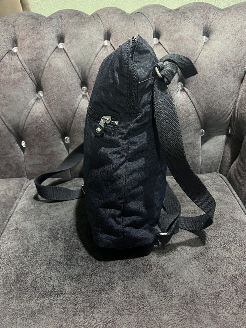 Backpack kipling (Category: Backpacks) located in Tanah Merah. Submitted by nik.ibrahim_2420 (Listing ID 1451883637, Image 2). Description: Kondisi cantik lg Utk lebih detail blh pm.