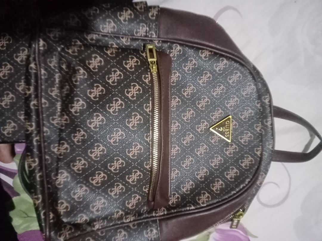 Barang masih bagus fullset di pake cuma 2x ajaa, di jamin bagus poll, ransel + dompet yaa (Kategori: Tas & Dompet Wanita) berada di Jakarta Selatan. Dikirim oleh nestisartika_olshope01. (ID iklan 1451846038, Gambar 1). Deskripsi: aku jual karna emang tas aku udah banyak banget jadi harus ada yg aku kurangin.