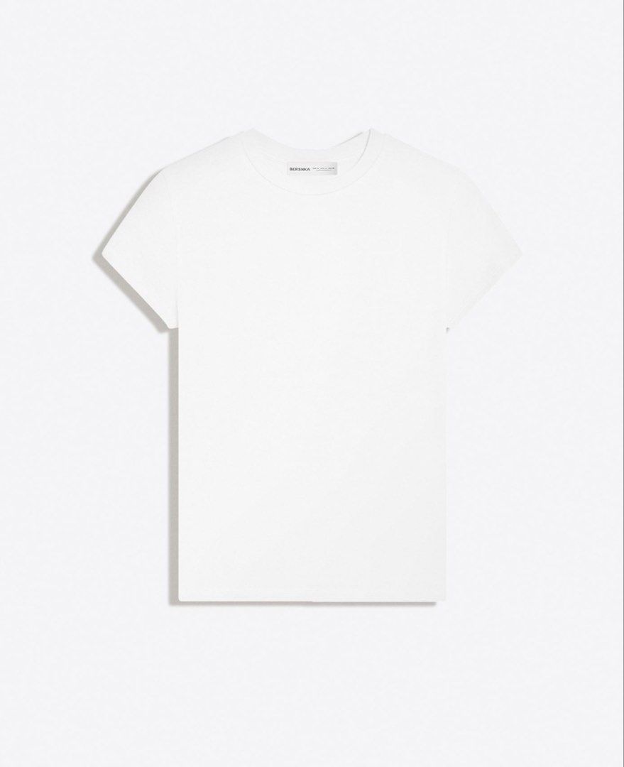 Bershka White Basic Top (Category: Shirts) located in Manila. Submitted by rtclle (Listing ID 1451817669, Image 1). Description: - Bershka short sleeve round neck t-shirt - size xs - got it for 500+ and selling for a low price nalang.
